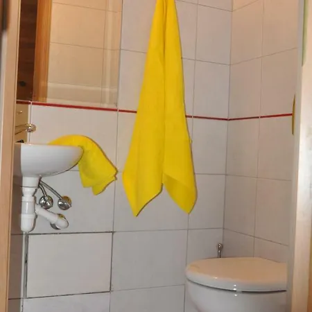 33.13.a. Apartman